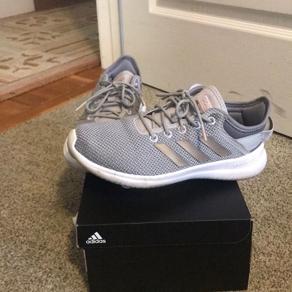 Addidas Cloudfoam sneakers